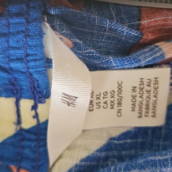 Colorful Leaf Print Pants - Picture 2 of 3